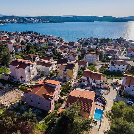 Villa Nora Trogir Exterior photo