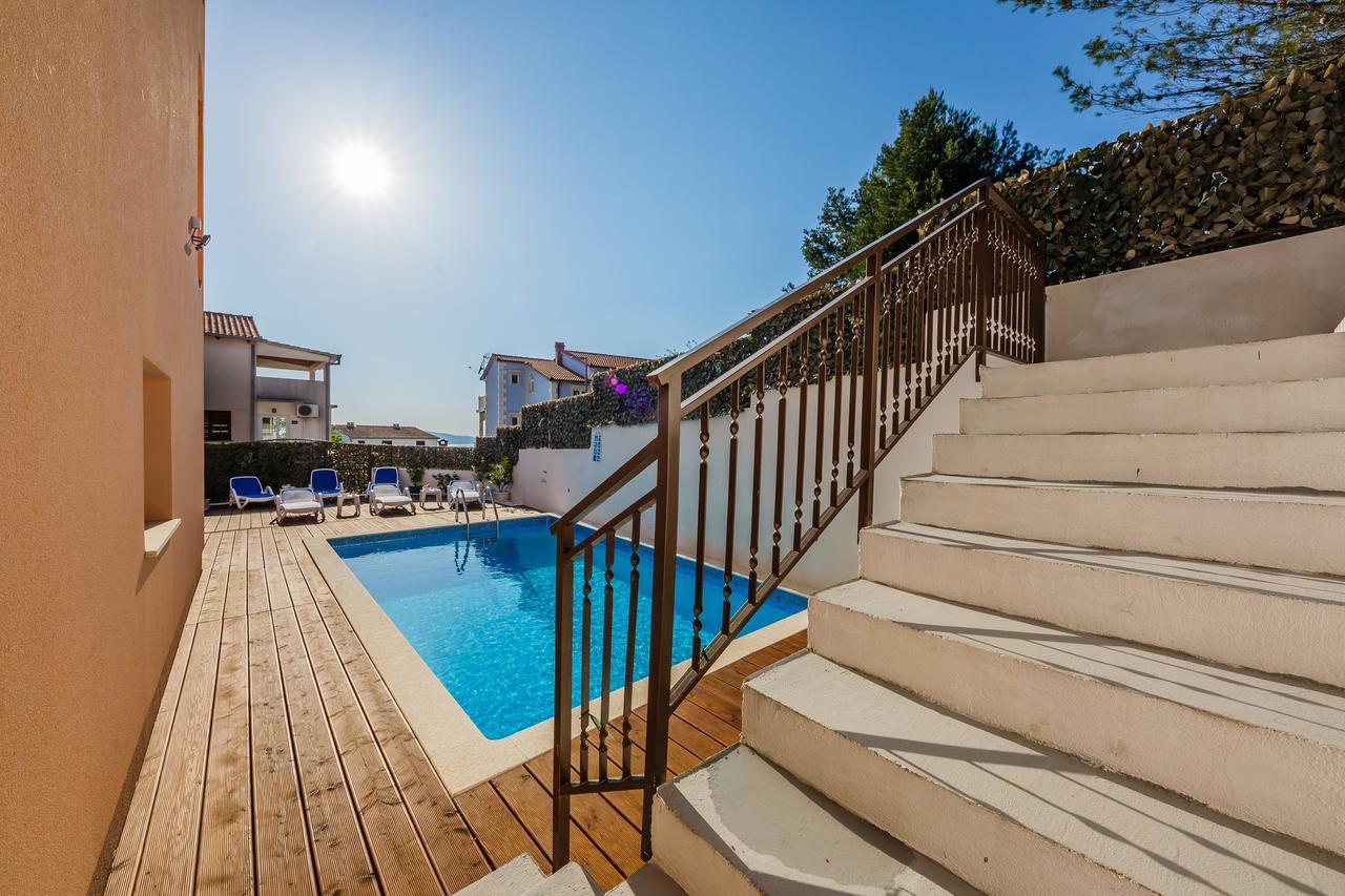 Villa Nora Trogir Exterior photo