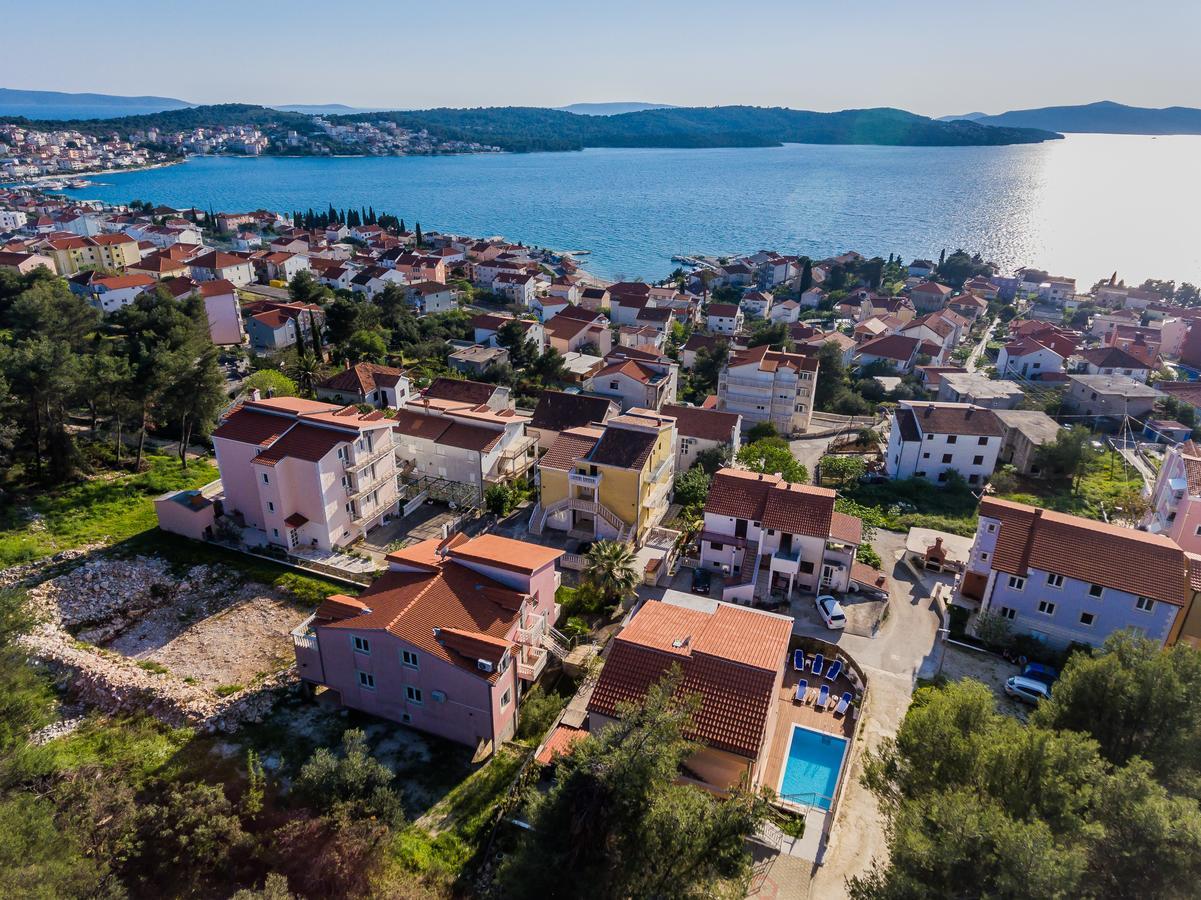Villa Nora Trogir Exterior photo